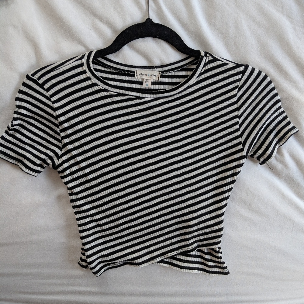UO black and white stripped crop top